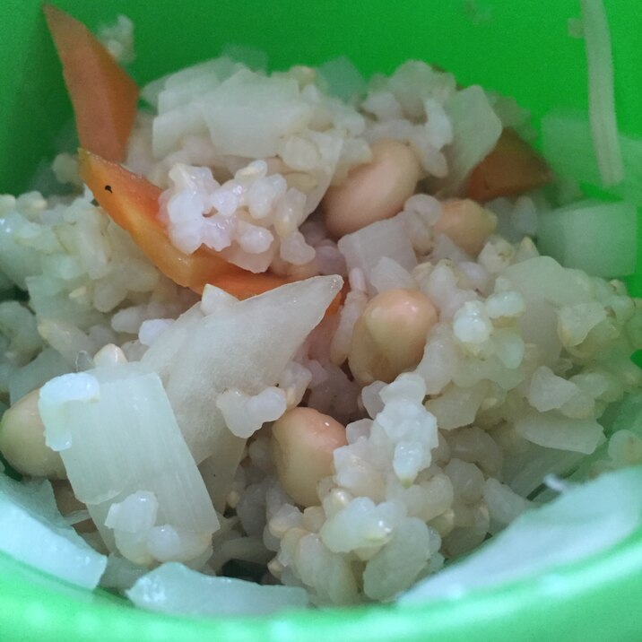子ども用の簡単味付けの大豆雑炊